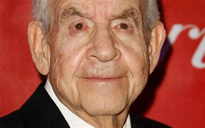 Tom Bosley Net Worth, Age, Height, Bio, Birthday, Wiki!