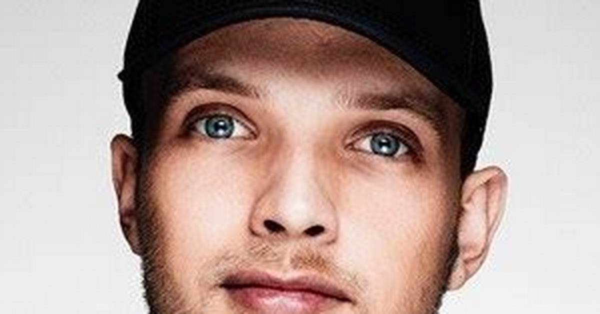 Tom Brooks - Net Worth, Age, Height, Birthday, Bio, Wiki!