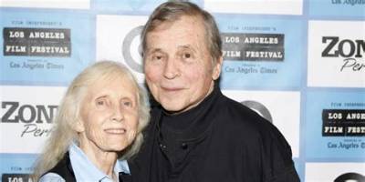Tom Laughlin Net Worth, Age, Height, Bio, Birthday, Wiki!