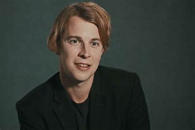 Tom Odell Net Worth, Age, Height, Bio, Birthday, Wiki!