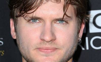 Tom Weston-Jones Net Worth, Age, Height, Bio, Birthday, Wiki!