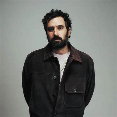 Tommaso Paradiso Net Worth, Age, Height, Bio, Birthday, Wiki!