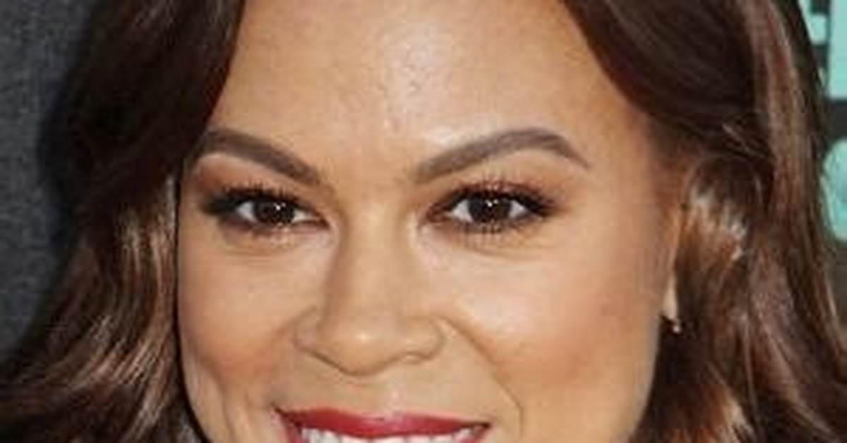 Toni Acosta - Net Worth, Age, Height, Birthday, Bio, Wiki!