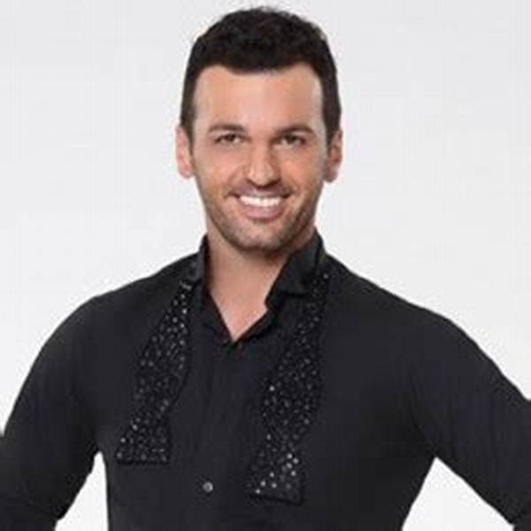 Tony Dovolani Net Worth, Age, Height, Bio, Birthday, Wiki!