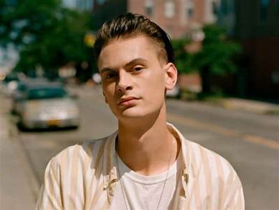 Tony Saunders - Net Worth, Age, Height, Birthday, Bio, Wiki!
