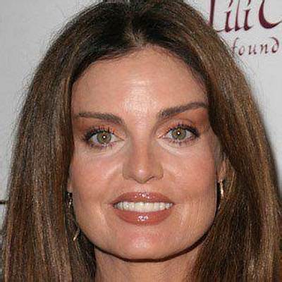 Tracy Scoggins Net Worth, Age, Height, Bio, Birthday, Wiki!