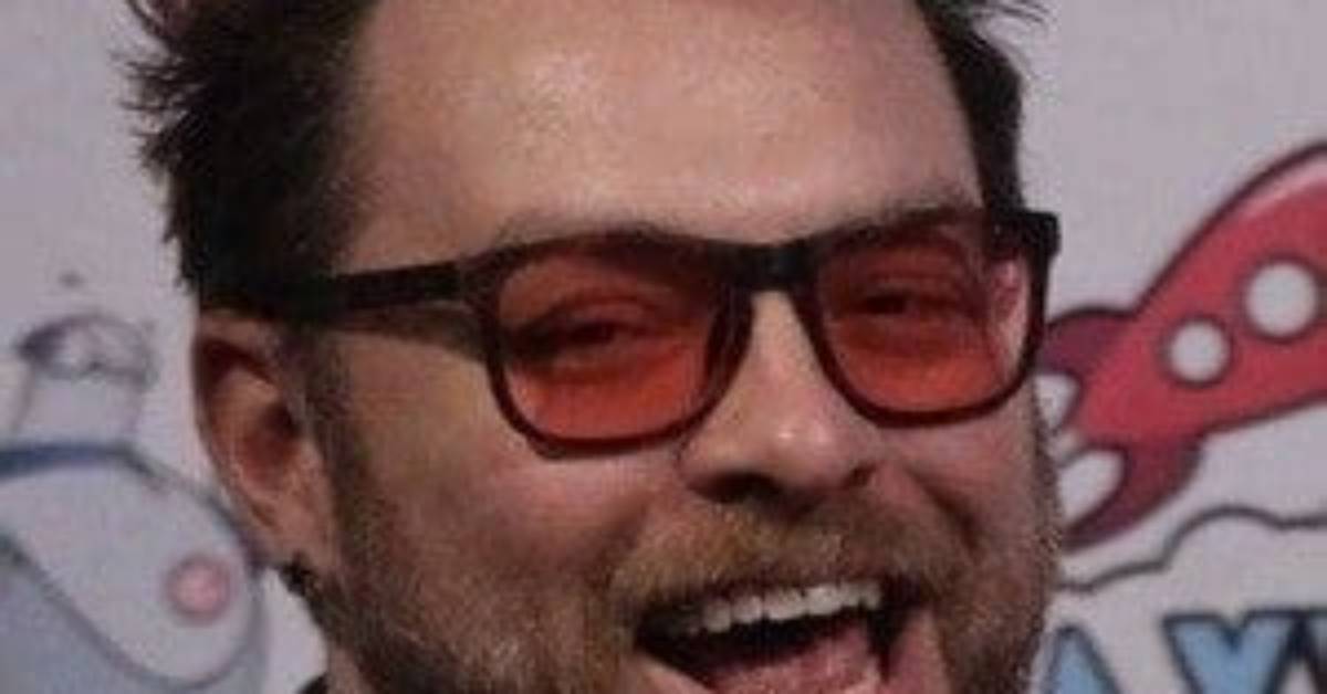 Travis Mcelroy - Net Worth, Age, Height, Birthday, Bio, Wiki!