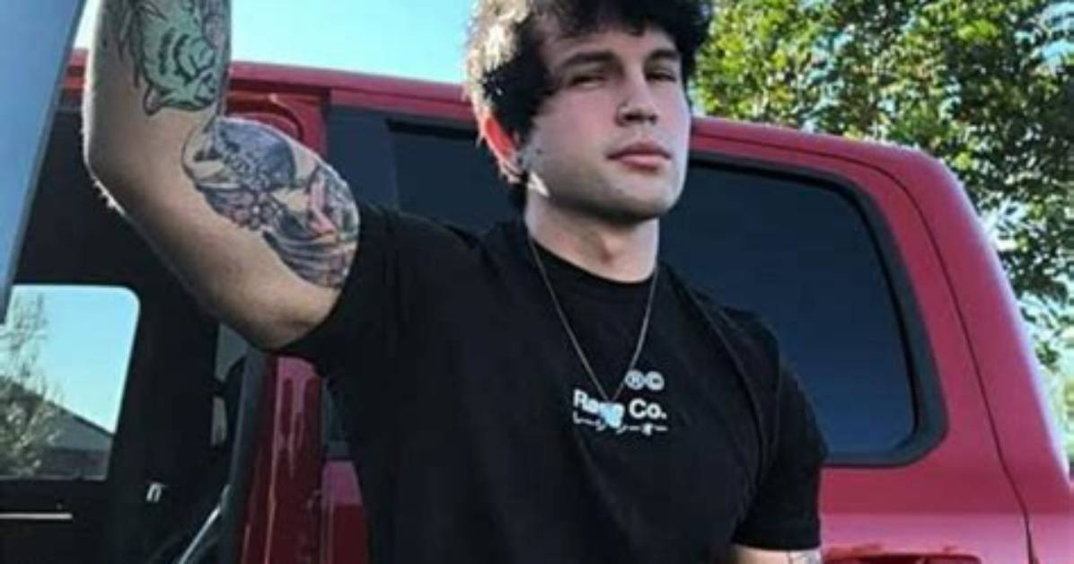 Trevor Wagner - Net Worth, Age, Height, Birthday, Bio, Wiki!