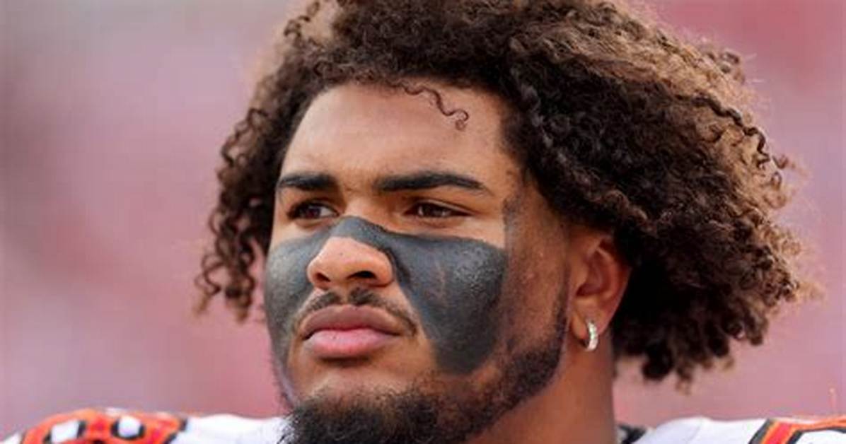 Tristan Wirfs Net Worth, Age, Height, Bio, Birthday, Wiki!