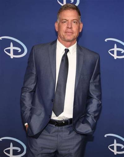 Troy King - Net Worth, Age, Height, Birthday, Bio, Wiki!