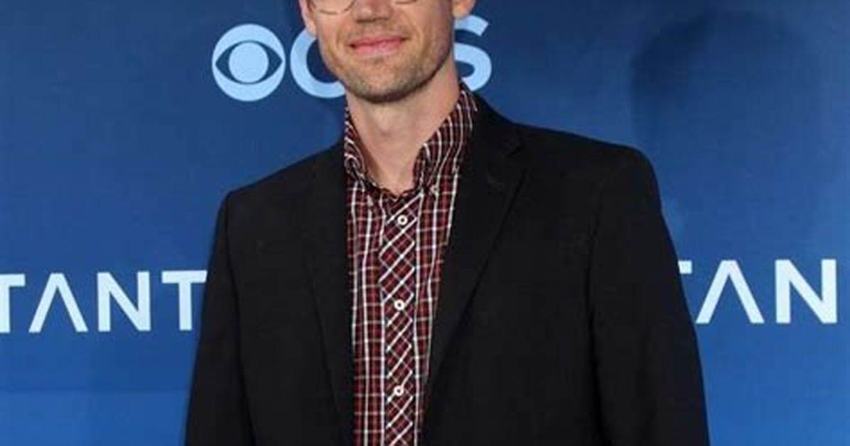 Tyler Hilton Net Worth, Age, Height, Bio, Birthday, Wiki!