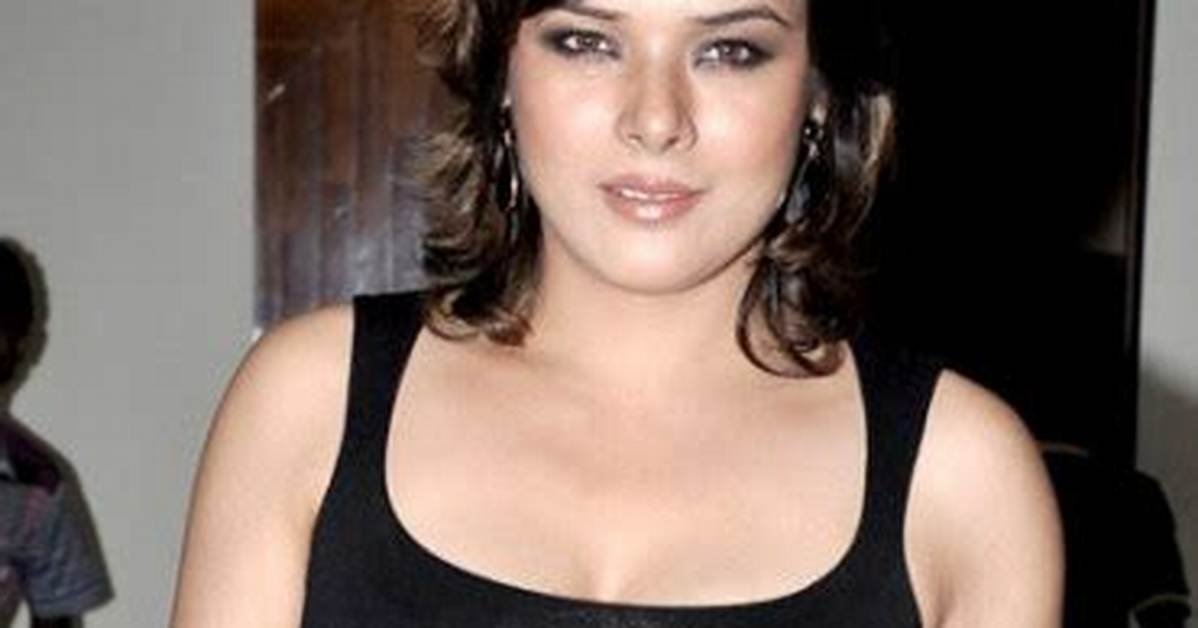 Udita Goswami - Net Worth, Age, Height, Birthday, Bio, Wiki!