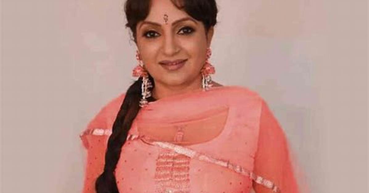 Upasana Singh - Net Worth, Age, Height, Birthday, Bio, Wiki!