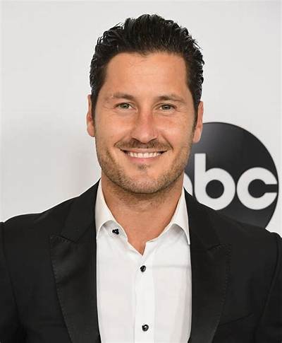Valentin Chmerkovskiy Net Worth, Age, Height, Bio, Birthday, Wiki!