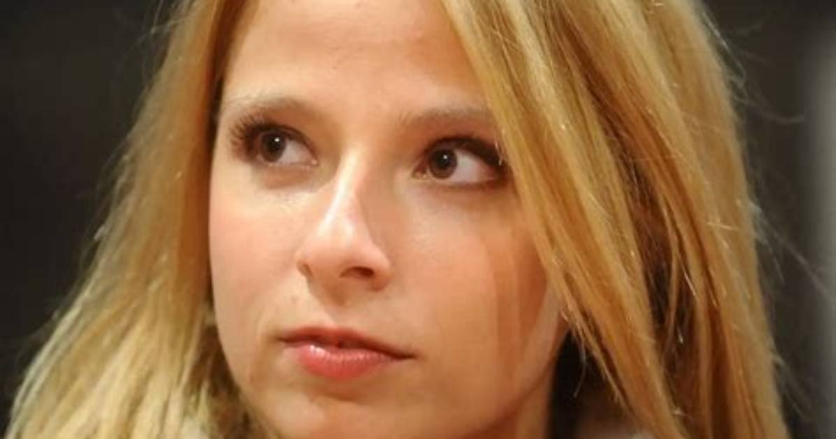 Valentina Favazza - Net Worth, Age, Height, Birthday, Bio, Wiki!