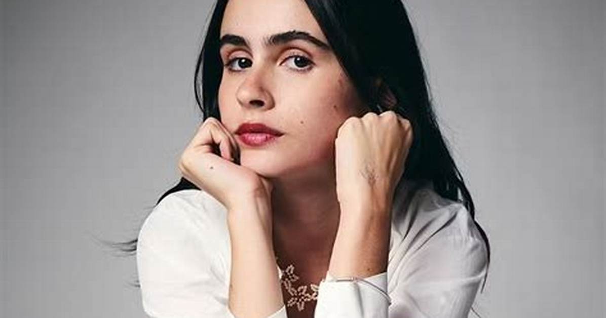 Valentina Herszage - Net Worth, Age, Height, Birthday, Bio, Wiki!