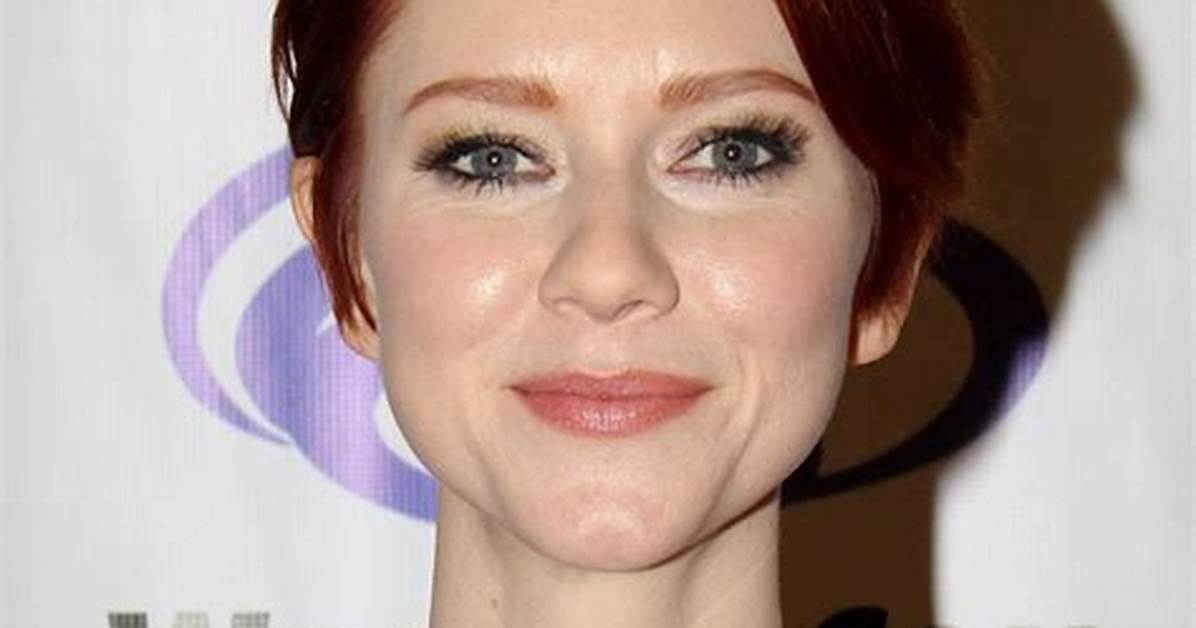 Valorie Curry - Net Worth, Age, Height, Birthday, Bio, Wiki!