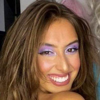 Vanesa Seco - Net Worth, Age, Height, Birthday, Bio, Wiki!