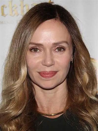 Vanessa Hong Net Worth, Age, Height, Bio, Birthday, Wiki!