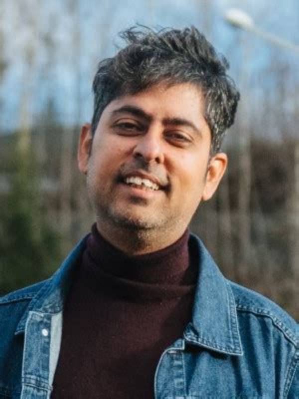 Varun Grover - Net Worth, Age, Height, Birthday, Bio, Wiki!