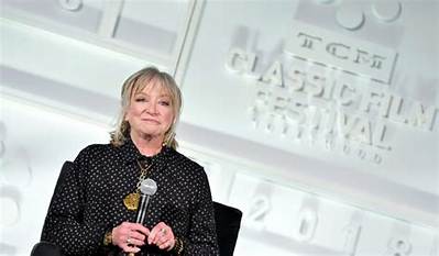 Veronica Cartwright Net Worth, Age, Height, Bio, Birthday, Wiki!