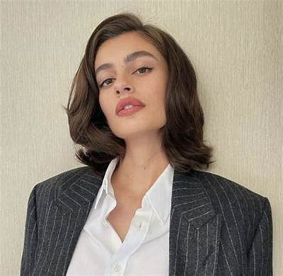 Veronica Ormachea Gutierrez - Net Worth, Age, Height, Birthday, Bio, Wiki!