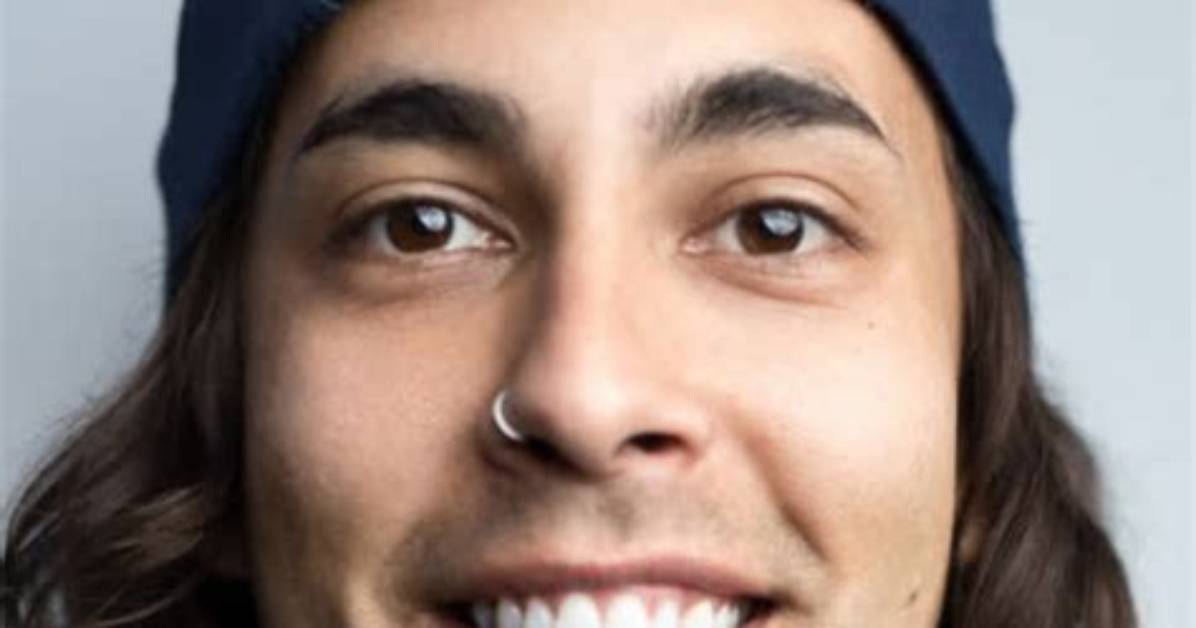 Vic Fuentes Net Worth, Age, Height, Bio, Birthday, Wiki!
