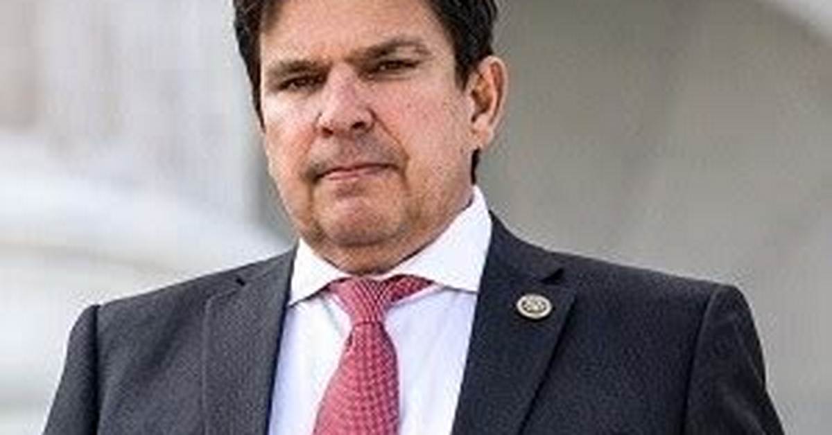 Vicente Gonzalez - Net Worth, Age, Height, Birthday, Bio, Wiki!
