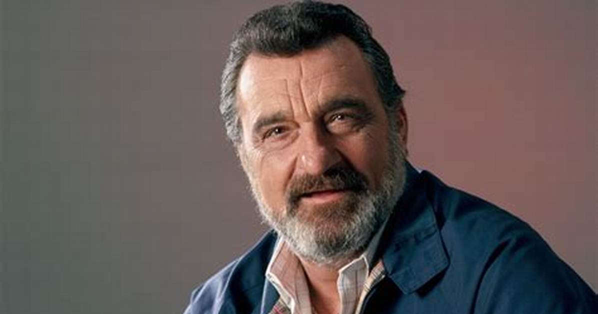 Victor French Net Worth, Age, Height, Bio, Birthday, Wiki!