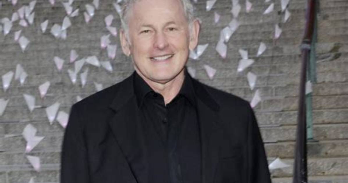 Victor Garber Net Worth, Age, Height, Bio, Birthday, Wiki!