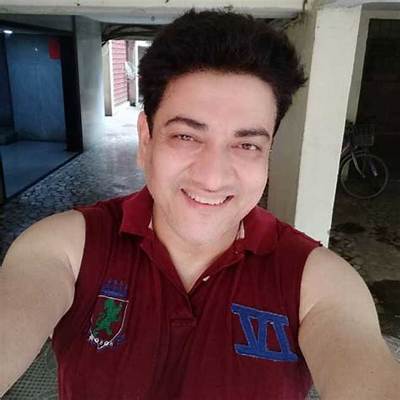 Vikrant Chaturvedi - Net Worth, Age, Height, Birthday, Bio, Wiki!