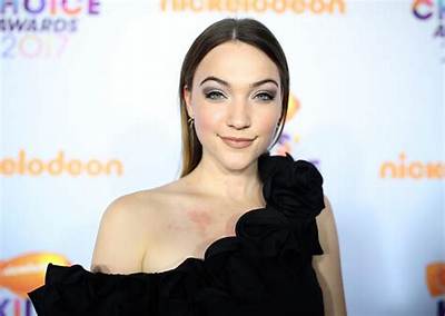 Violett Beane - Net Worth, Age, Height, Birthday, Bio, Wiki!