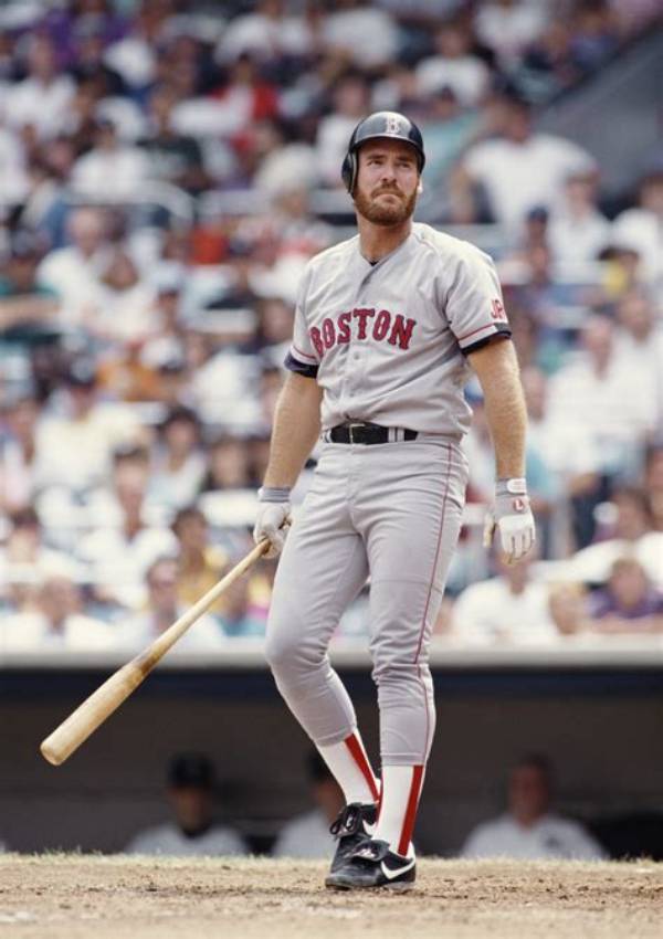 Wade Boggs Net Worth, Age, Height, Bio, Birthday, Wiki!