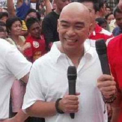 Wally Bayola - Net Worth, Age, Height, Birthday, Bio, Wiki!