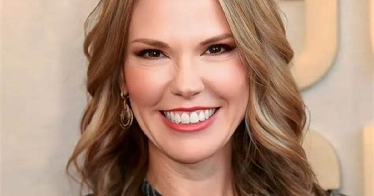 Wendy Brown - Net Worth, Age, Height, Birthday, Bio, Wiki!