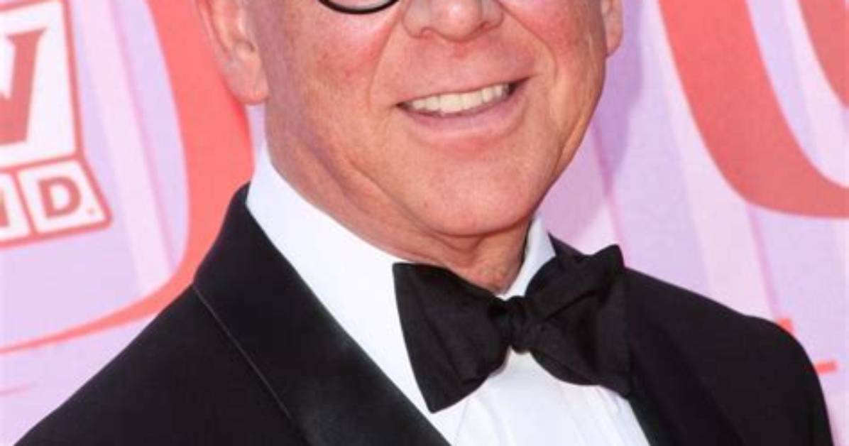 William Christopher Net Worth, Age, Height, Bio, Birthday, Wiki!