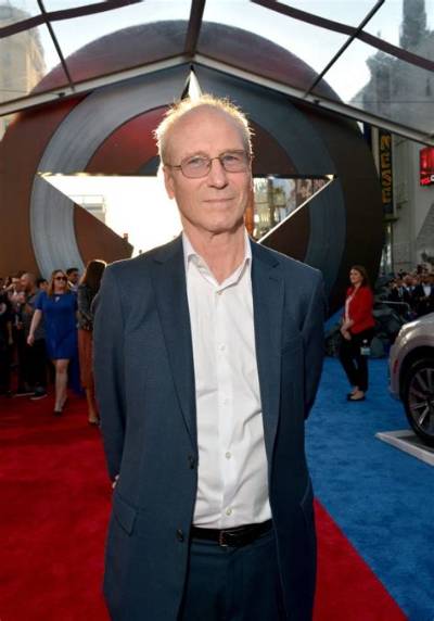 William Hurt - Net Worth, Age, Height, Birthday, Bio, Wiki!