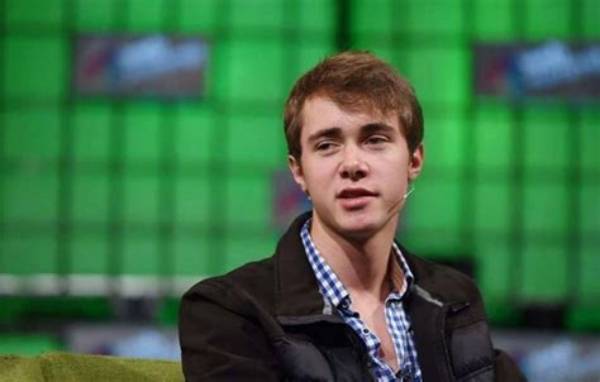 William Legate - Net Worth, Age, Height, Birthday, Bio, Wiki!