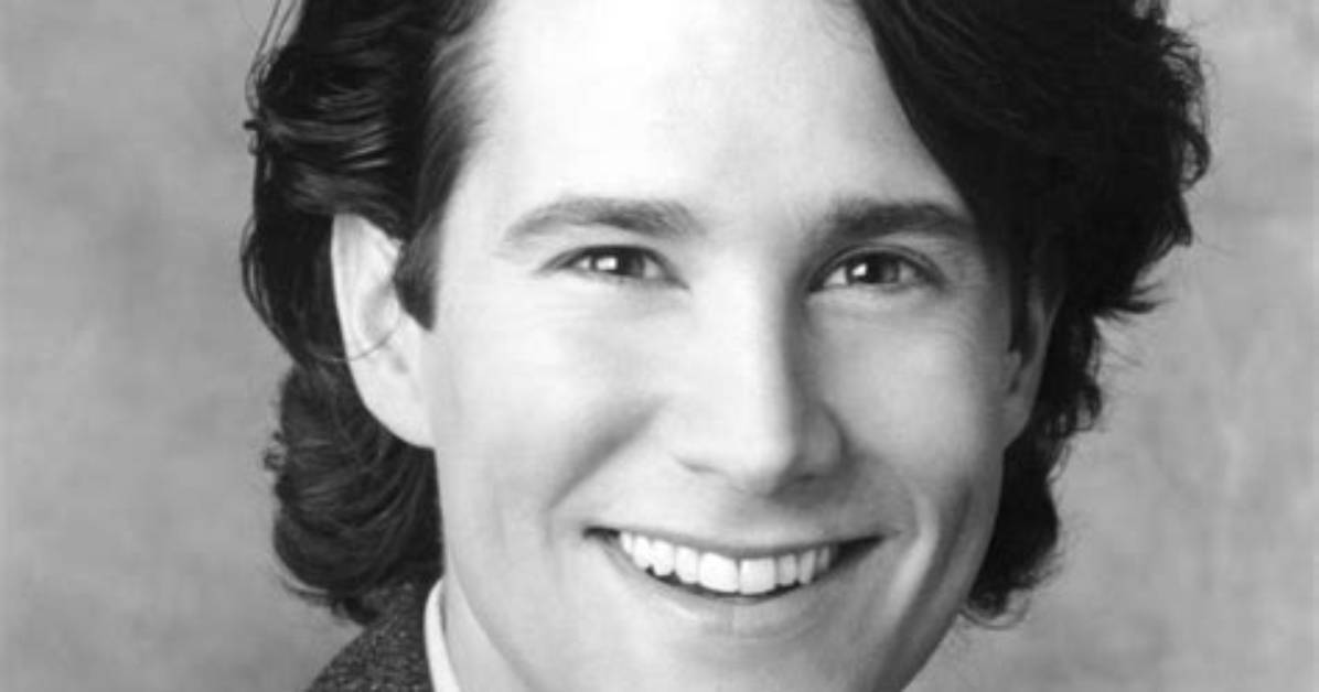 William Ragsdale Net Worth, Age, Height, Bio, Birthday, Wiki!