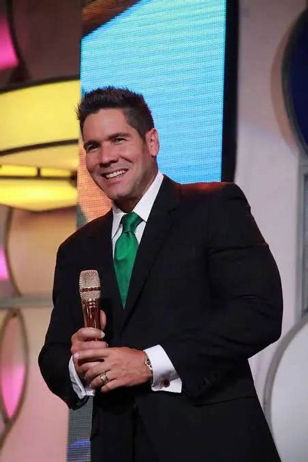 Winston Vallenilla - Net Worth, Age, Height, Birthday, Bio, Wiki!