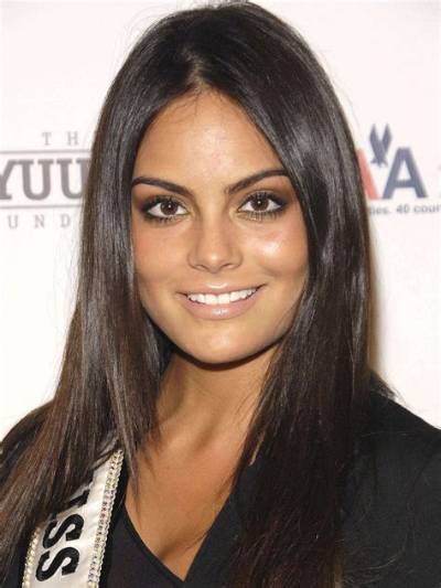 Ximena Navarrete - Net Worth, Age, Height, Birthday, Bio, Wiki!