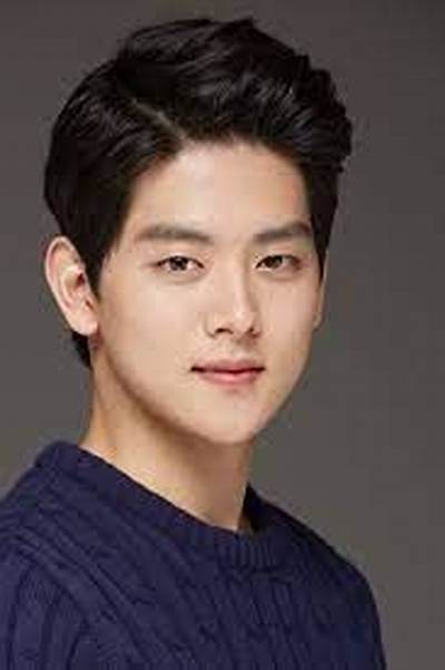 Yeo Hoe-Hyun - Net Worth, Age, Height, Birthday, Bio, Wiki!