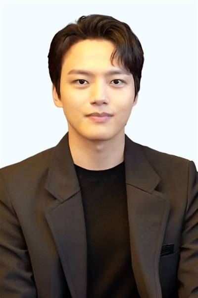 Yeo Jin-Goo - Net Worth, Age, Height, Birthday, Bio, Wiki!