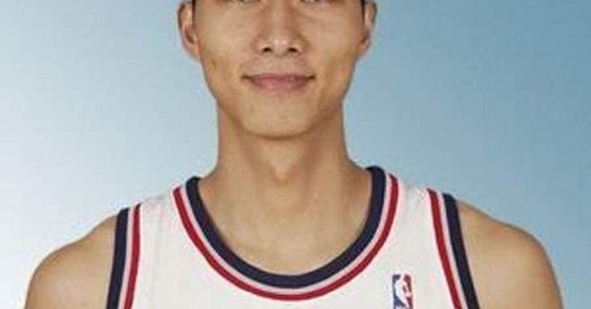 Yi Jianlian Net Worth, Age, Height, Bio, Birthday, Wiki!