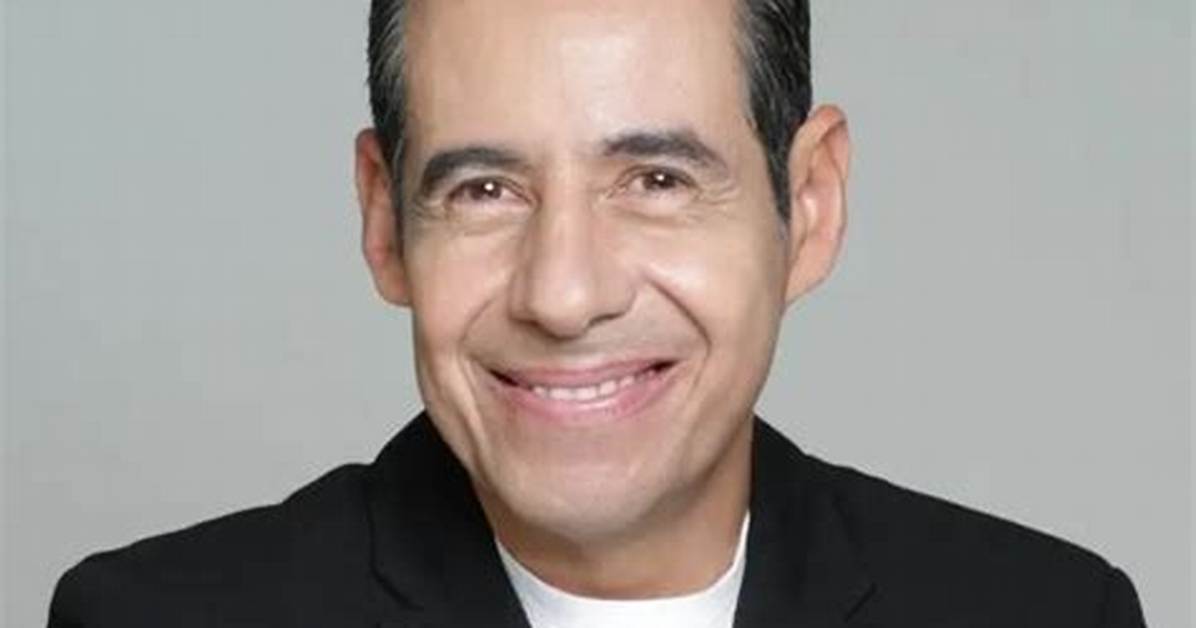 Yordi Rosado Net Worth, Age, Height, Bio, Birthday, Wiki!