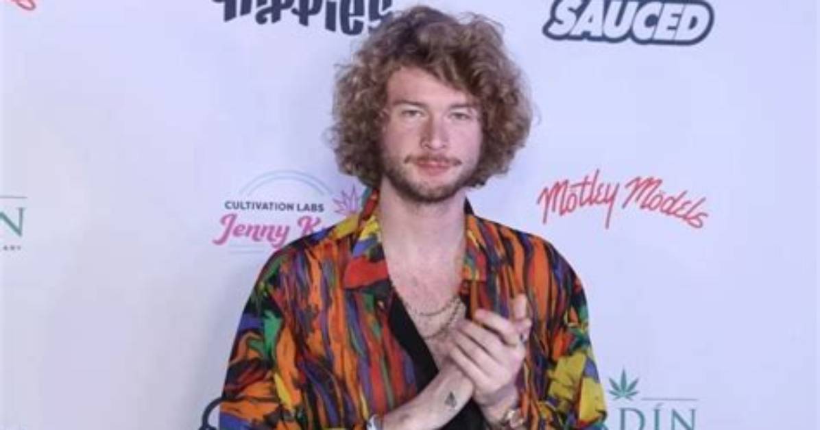 Yung Dari - Net Worth, Age, Height, Birthday, Bio, Wiki!