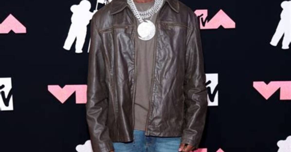 Yung Poppa - Net Worth, Age, Height, Birthday, Bio, Wiki!