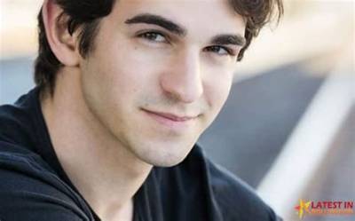Zachary Gordon Net Worth, Age, Height, Bio, Birthday, Wiki!