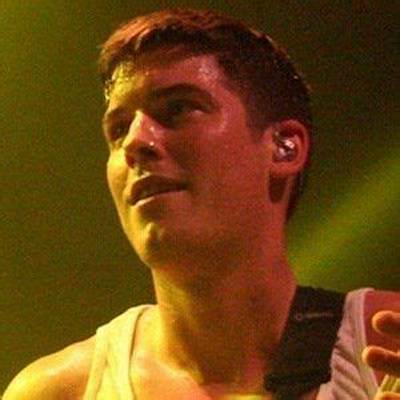 Zack Hexum - Net Worth, Age, Height, Birthday, Bio, Wiki!