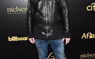 Zane Lowe Net Worth 2024, Age, Height, Bio, Birthday, Wiki!